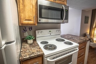 Building Photo - Tally Square Apartments