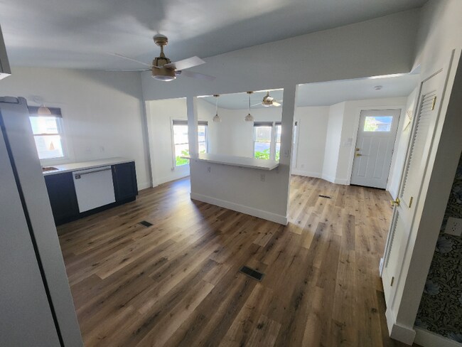 Foto del edificio - 231 N John St