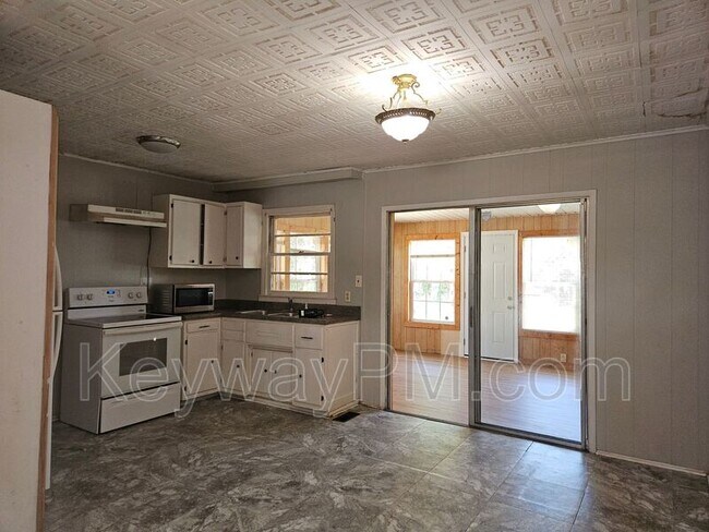 Foto del edificio - 3211 Alpine Rd