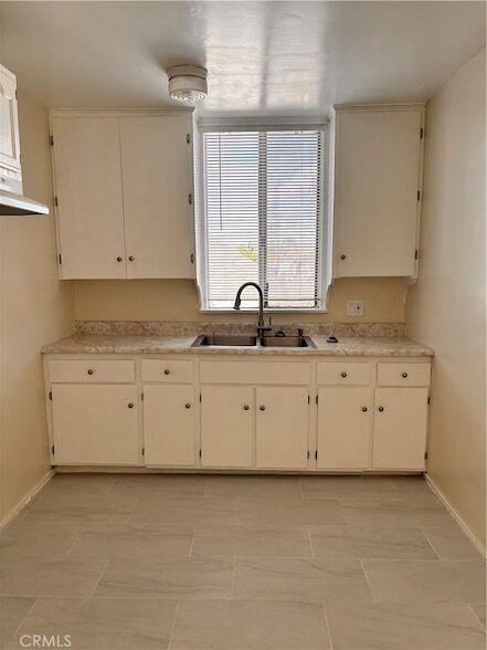 Photo - 3672 S Western Avenue Unit