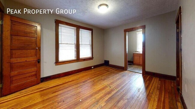 Foto del edificio - 225 Atkinson St