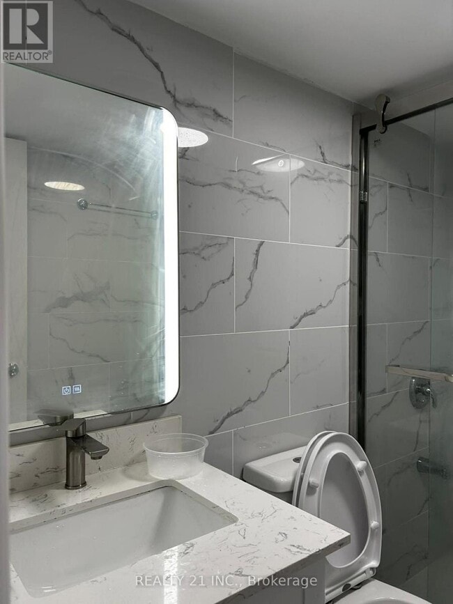 Building Photo - 164 Williamson Dr E