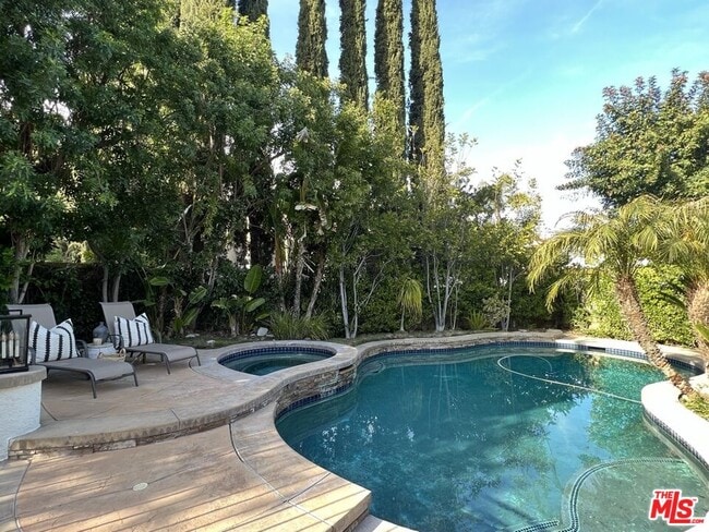Building Photo - 3449 Three Springs Dr