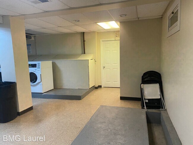 Building Photo - 2 br, 1 bath House - 4120 14th St NW #B5