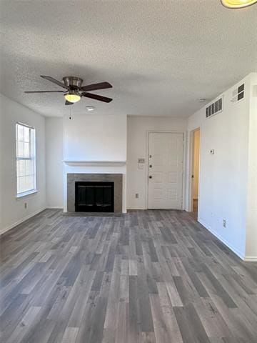 Building Photo - 1745 Crest Grove Dr