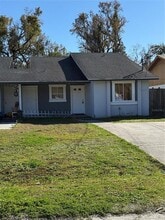 Building Photo - 1010 Old S Dr