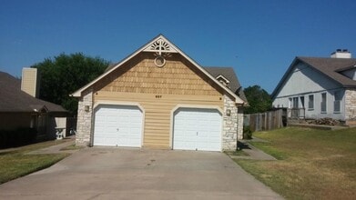 Building Photo - 507 Cutty Trail