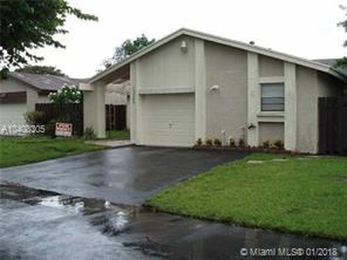 Building Photo - 13505 SW 108th Street Cir N