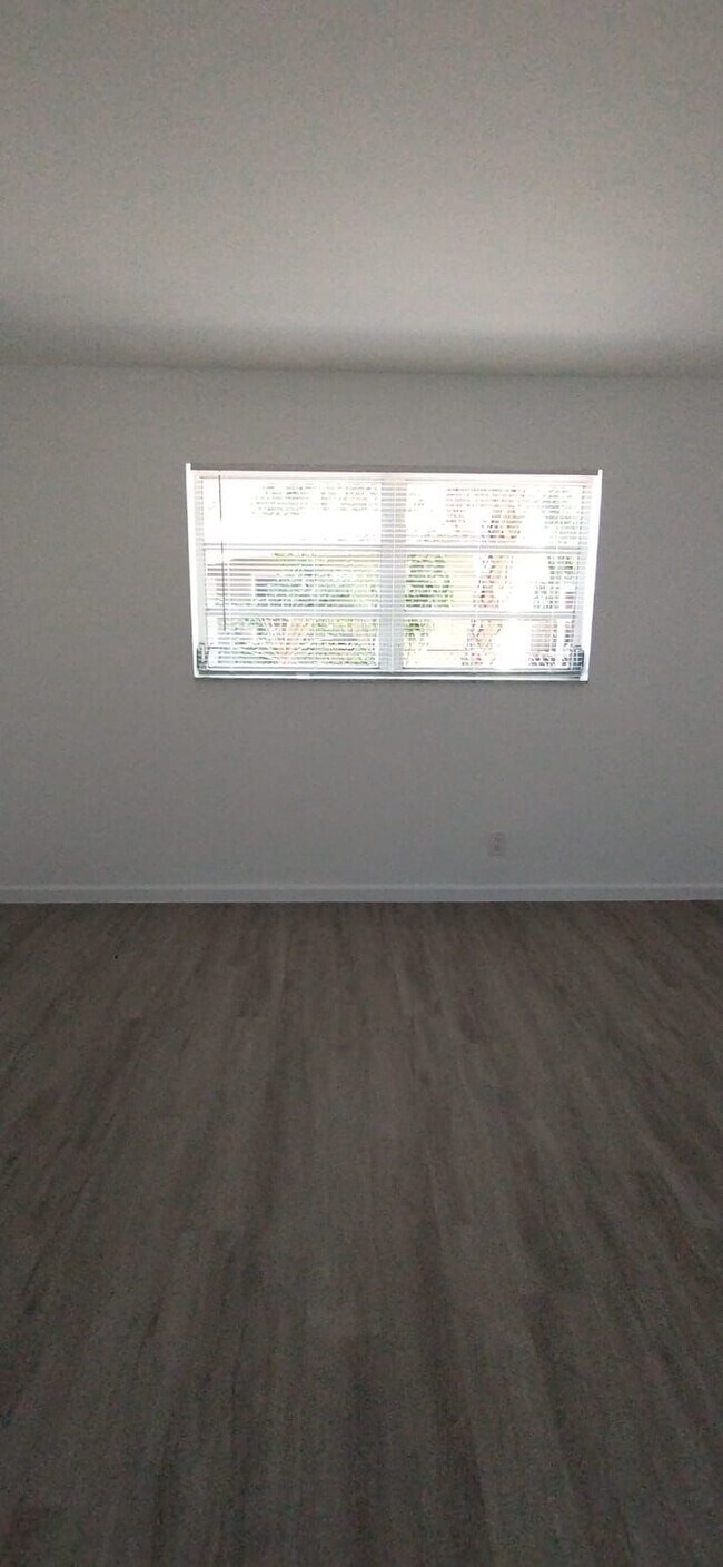 Foto del edificio - 1151 NE 17th Ct