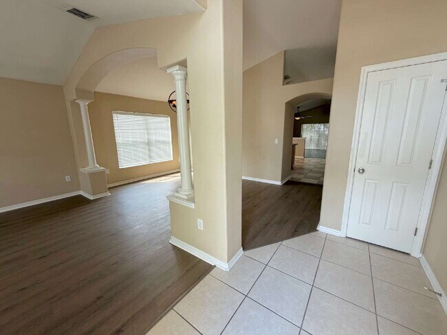 Foto del edificio - 24317 Summer Wind Ct