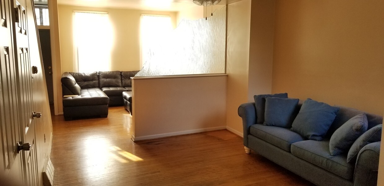 Primary Photo - 915 N 6th St