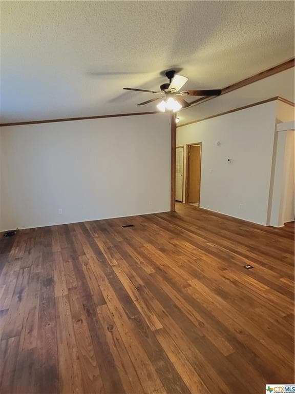 Building Photo - 1202 High Mesa Dr
