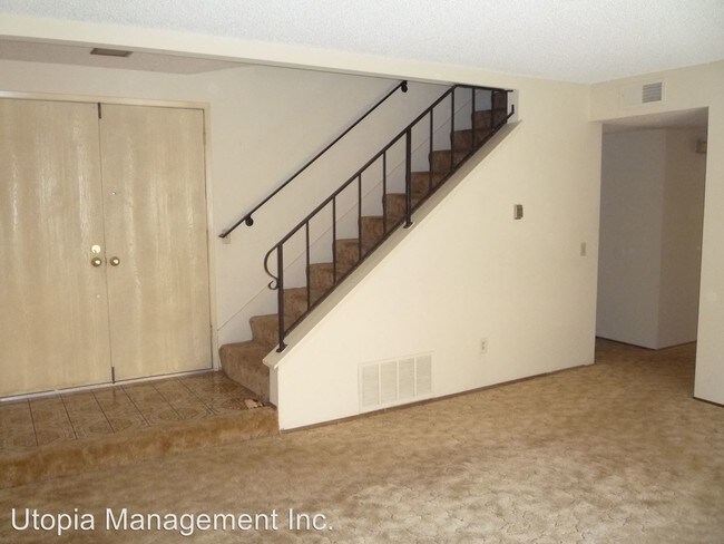 Building Photo - 8123 Cacus St