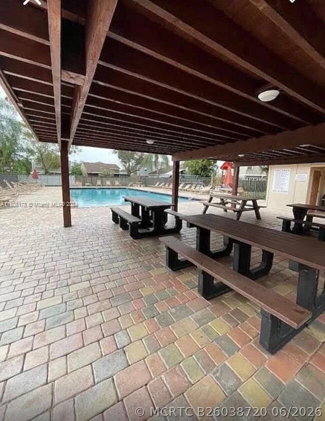 Building Photo - 15813 W Waterside Cir