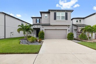 Building Photo - 7537 Pool Compass Loop
