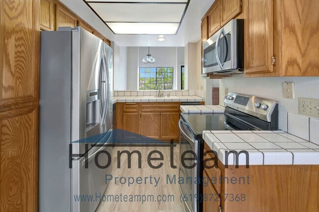 Foto del edificio - 2 BR / 2 BA 1270 Sq ft./ Chula Vista Townhome