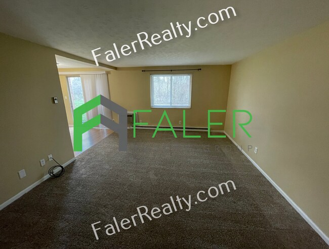 Foto del edificio - Spotless Ground Floor Condo