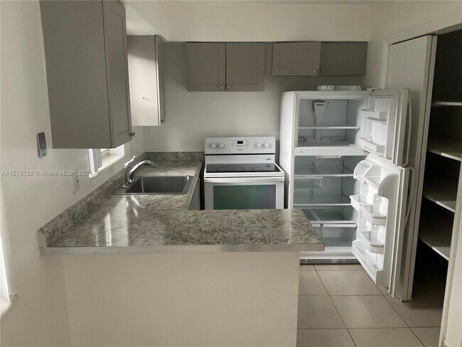 Foto del edificio - 5271 SW 90th Way