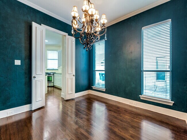 Foto del edificio - 3 bedroom 3 bath Duplex