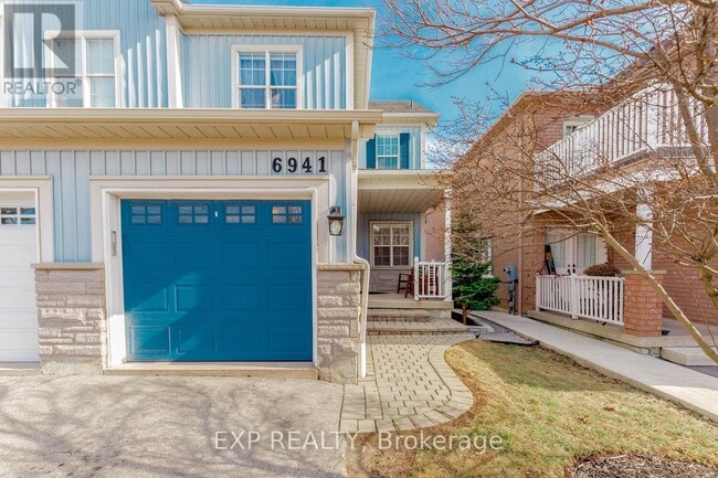 Photo du bâtiment - 6941 Haines Artist Way