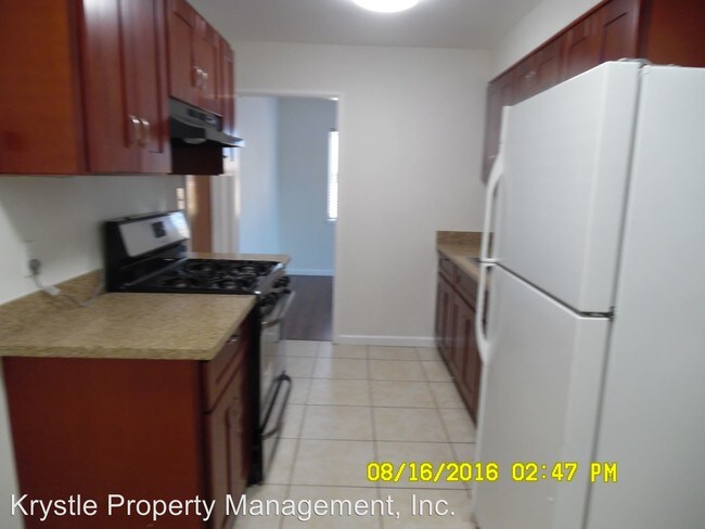 Building Photo - 231 University Ave