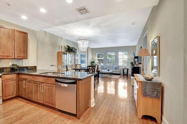 Photo - 3120 E Latitude Cir House