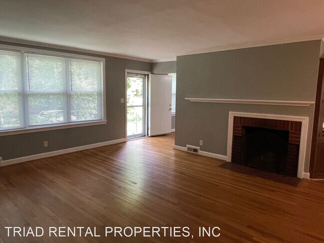 Building Photo - 2 br, 1 bath House - 711 MOUNTAIN ROAD