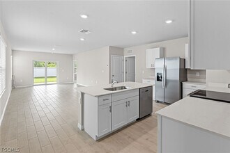 Building Photo - 1150 Brooklands Dr