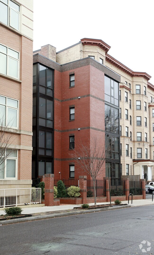 Primary Photo - 1354 Euclid St NW