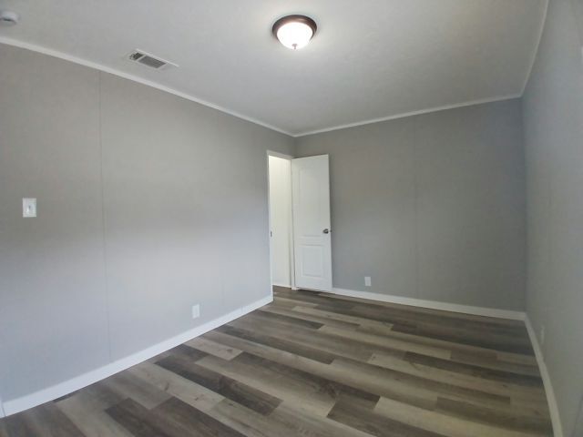 Foto del edificio - 13734 Kent State Ave