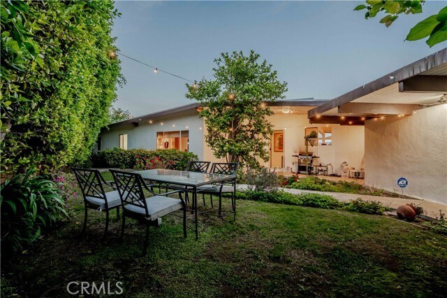 Foto del edificio - 3844 Bobstone Dr