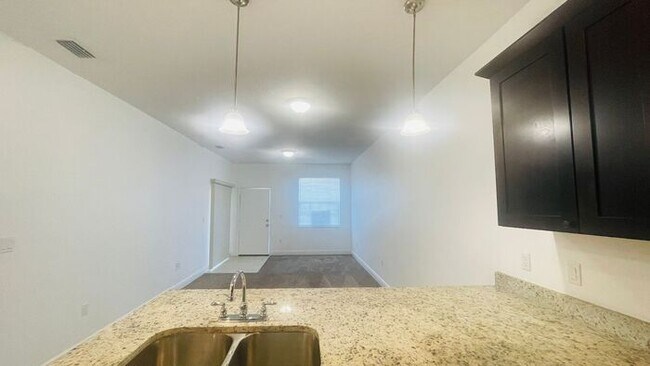 Foto del edificio - 1595 Cumin Dr