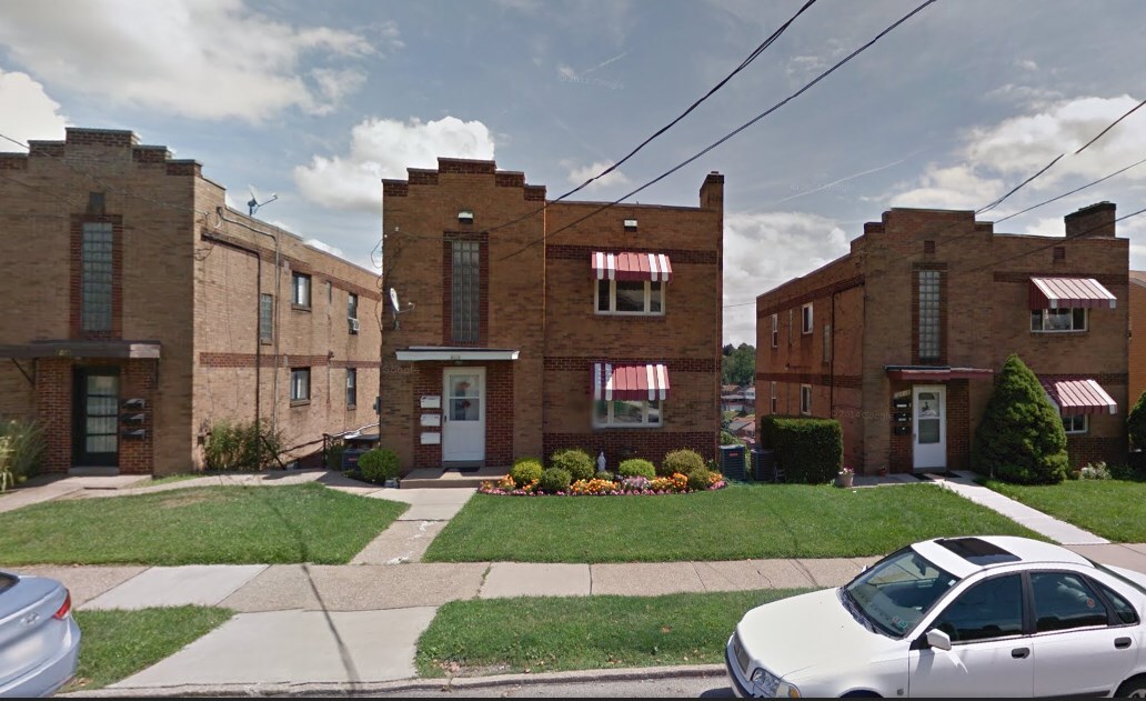 Primary Photo - 4513 Main St