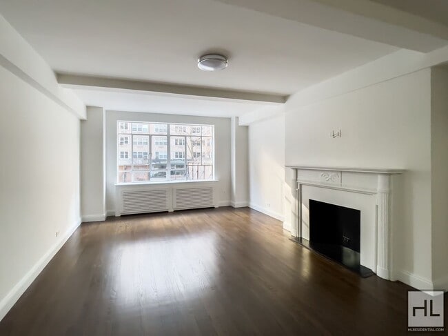 Building Photo - FIFTH AVENUE