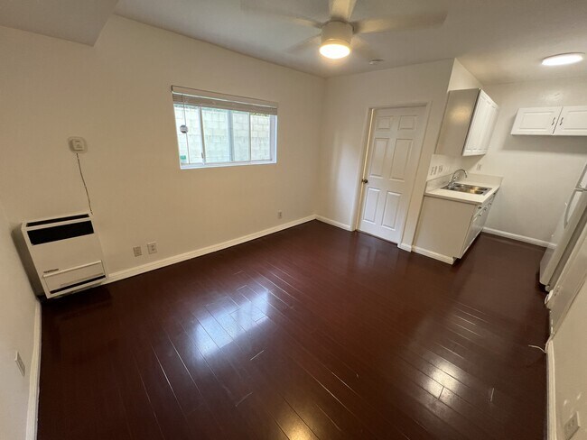 Foto del edificio - 2569 S Sepulveda Blvd