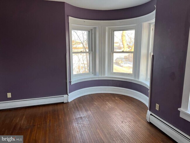 Foto del edificio - 221 S Reading Ave