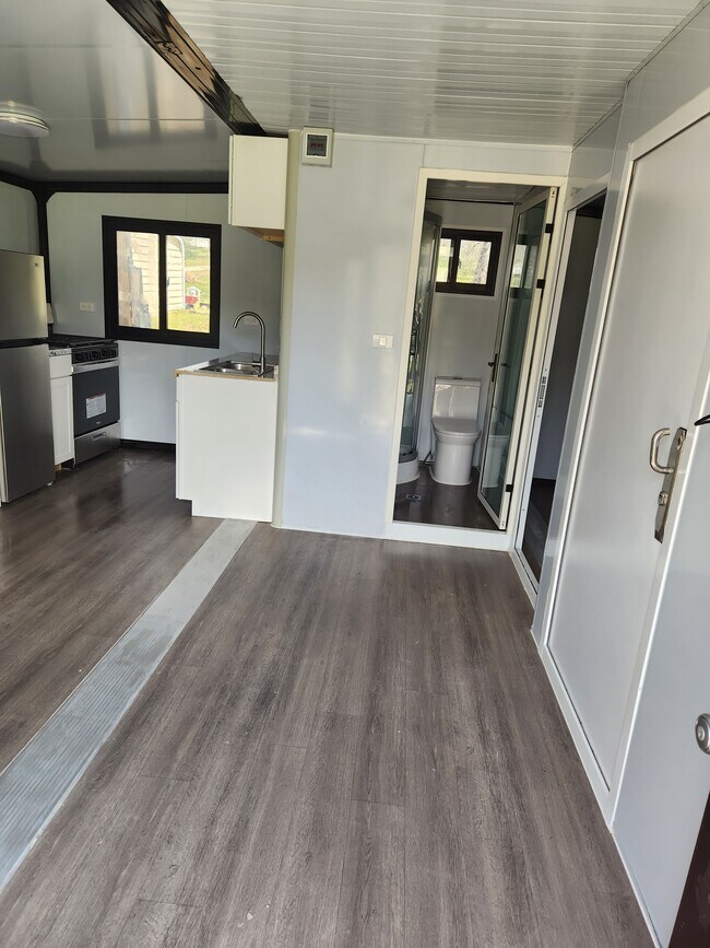 Foto del edificio - 5317 Farm to Market Rd 2259