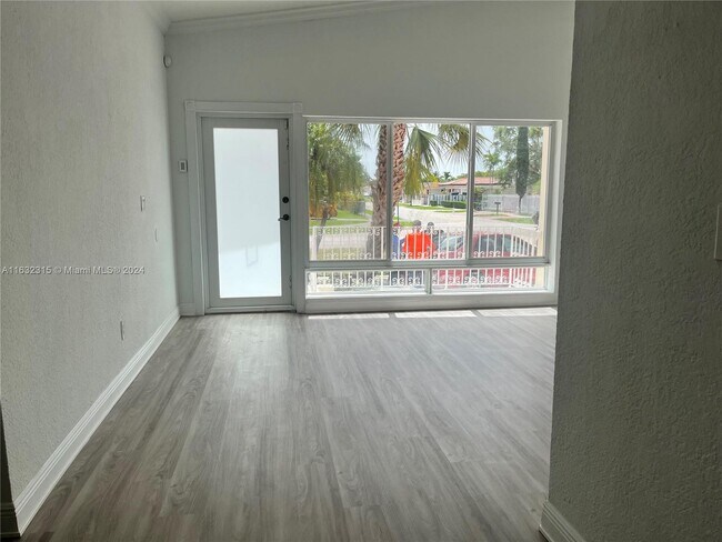 Building Photo - 3310 SW 82nd Ave