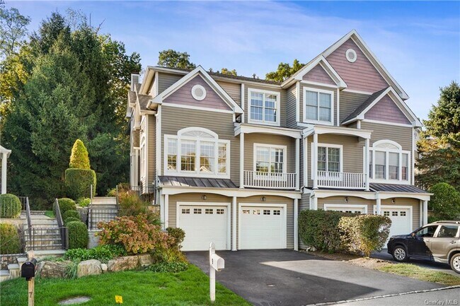 Foto del edificio - 9 Hopkins Ln