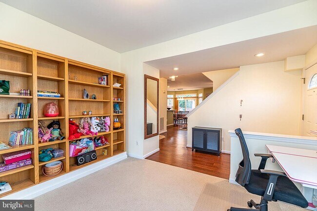 Building Photo - 4079 Britwell Pl