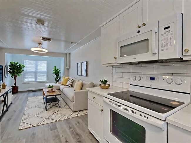 Building Photo - 4810 2nd Ave N