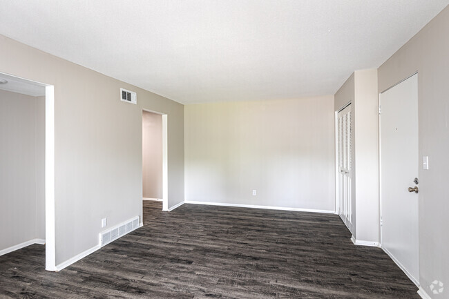 1BR, 1BA - 650SF - Mission Manor Apartments