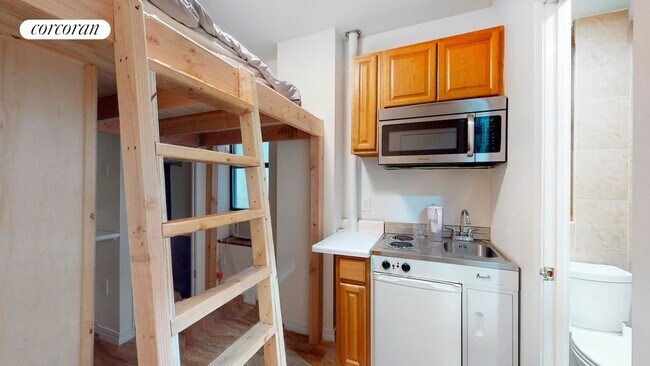 Foto del edificio - 216 W 100th St