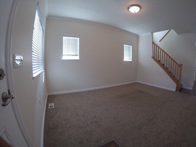 Foto del edificio - Beautiful Draper Town Home