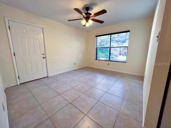 Foto del edificio - 4320 SW 20th Ln