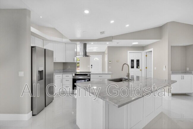 Foto del edificio - 18662 Arapahoe Cir