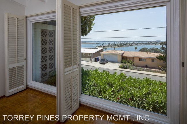 Foto del edificio - 3 br, 2 bath House - 3183 McGraw Street