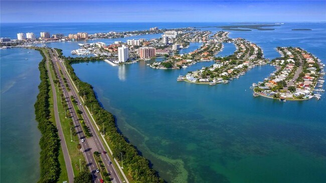 Foto del edificio - 430 Larboard Way