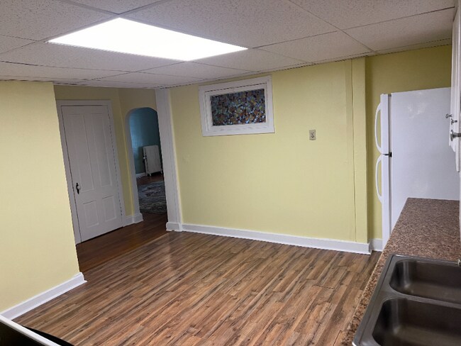 Foto del edificio - 1 Pomfret Rd