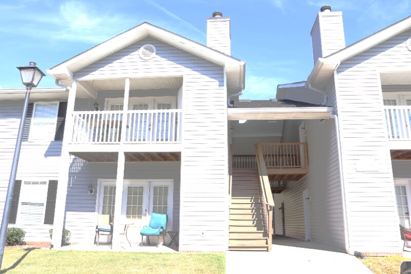 Primary Photo - 307 Pelham Square Way